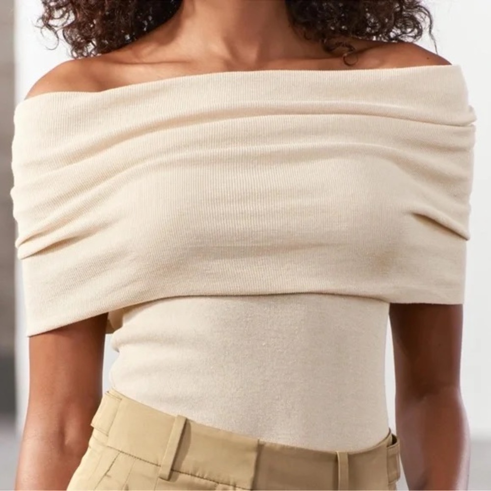 Zara Off-Shoulder Beige Sweater